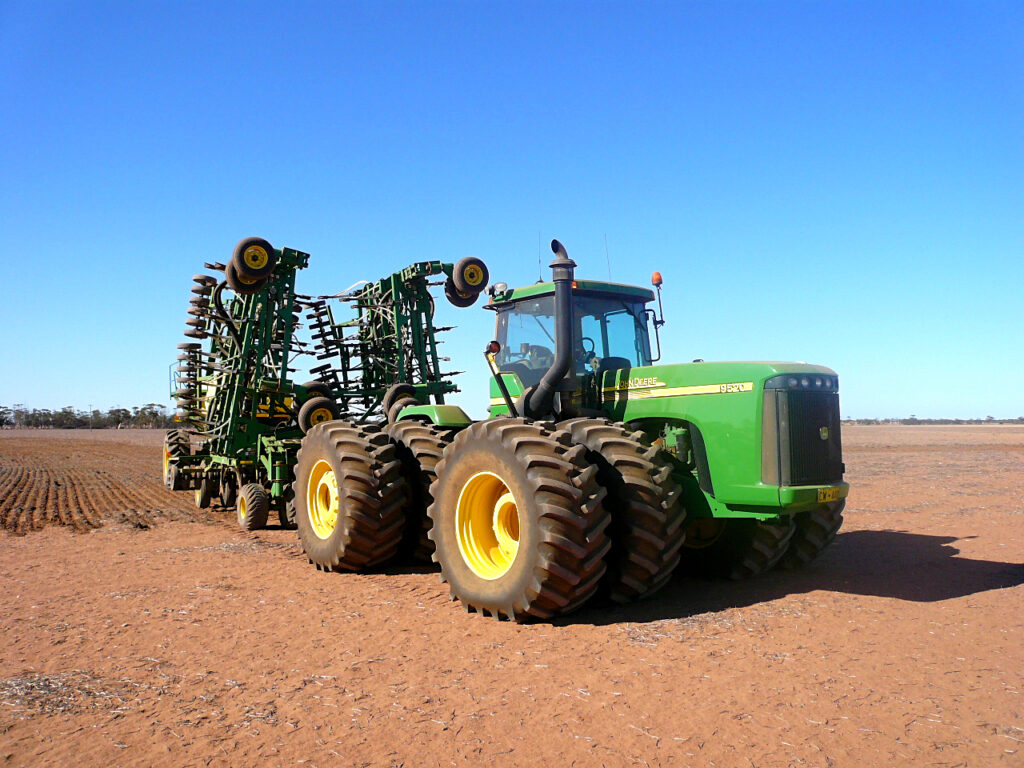 日本におけるジョンディア販売の歴史